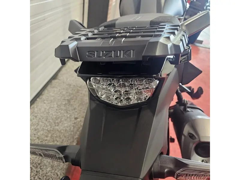 2026 Suzuki V-STROM 1050DE thumbnail 25