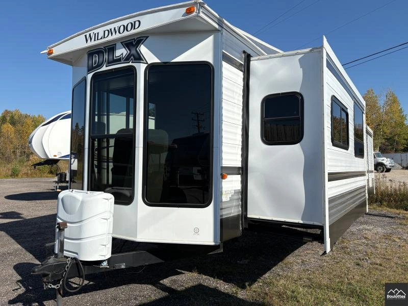 Wildwood 353 Flfb 2015 alt