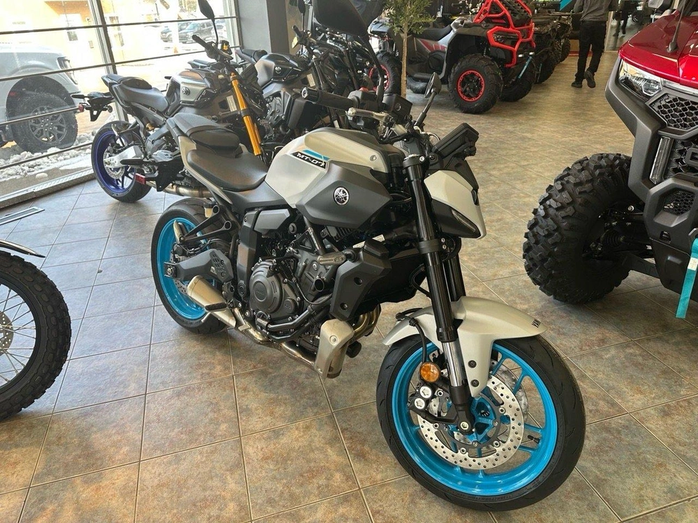2026 Yamaha Mt-07 alt