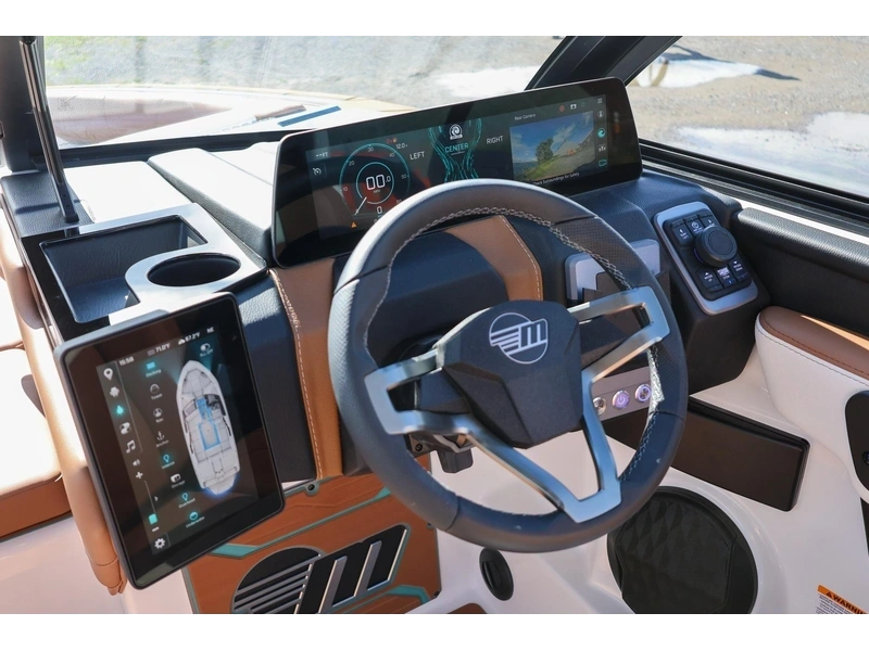 2026 Malibu 23 Lsv alt