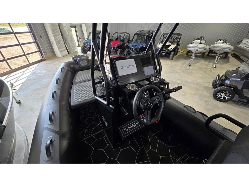 Highfield Sport 560 2025 alt