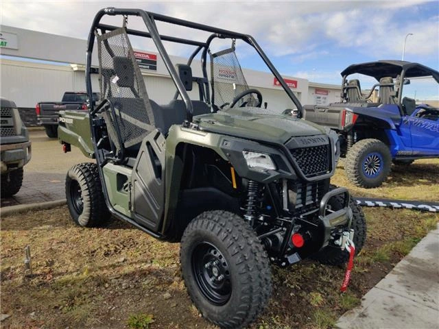 2026 Honda Pioneer 520 Standard alt