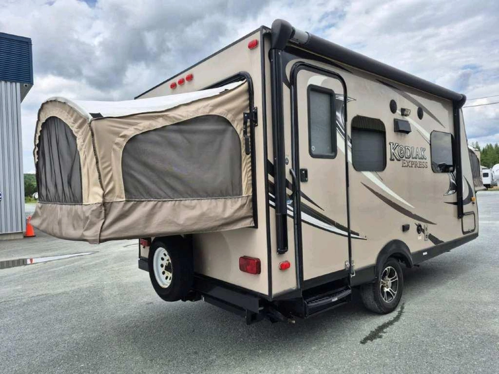 Dutchmen Kodiak Express 172e Hybride 2015 alt