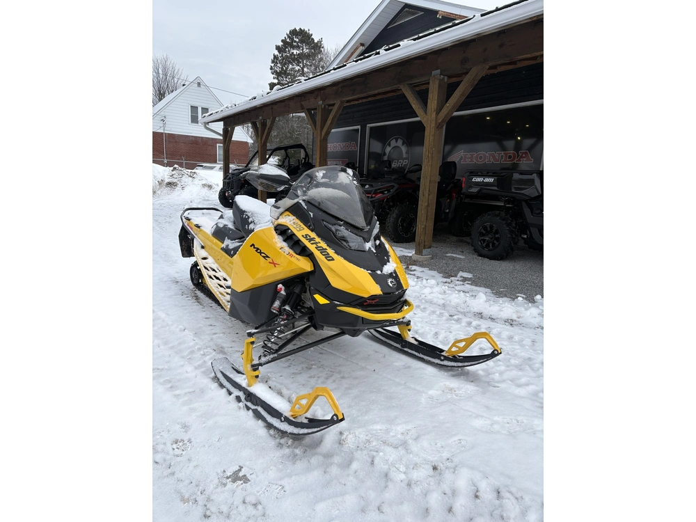 2024 Ski-doo Mxz X 600 R alt