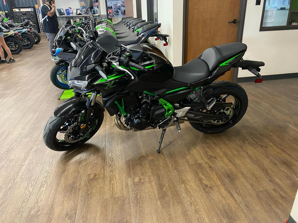 2025 Kawasaki Z650 Abs Abs alt