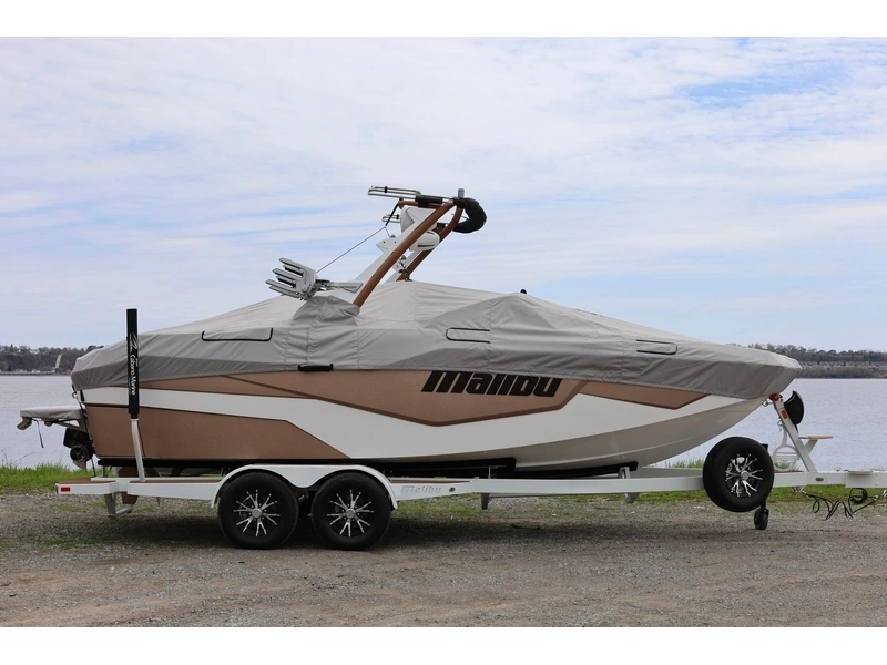 2025 Malibu M 230 alt