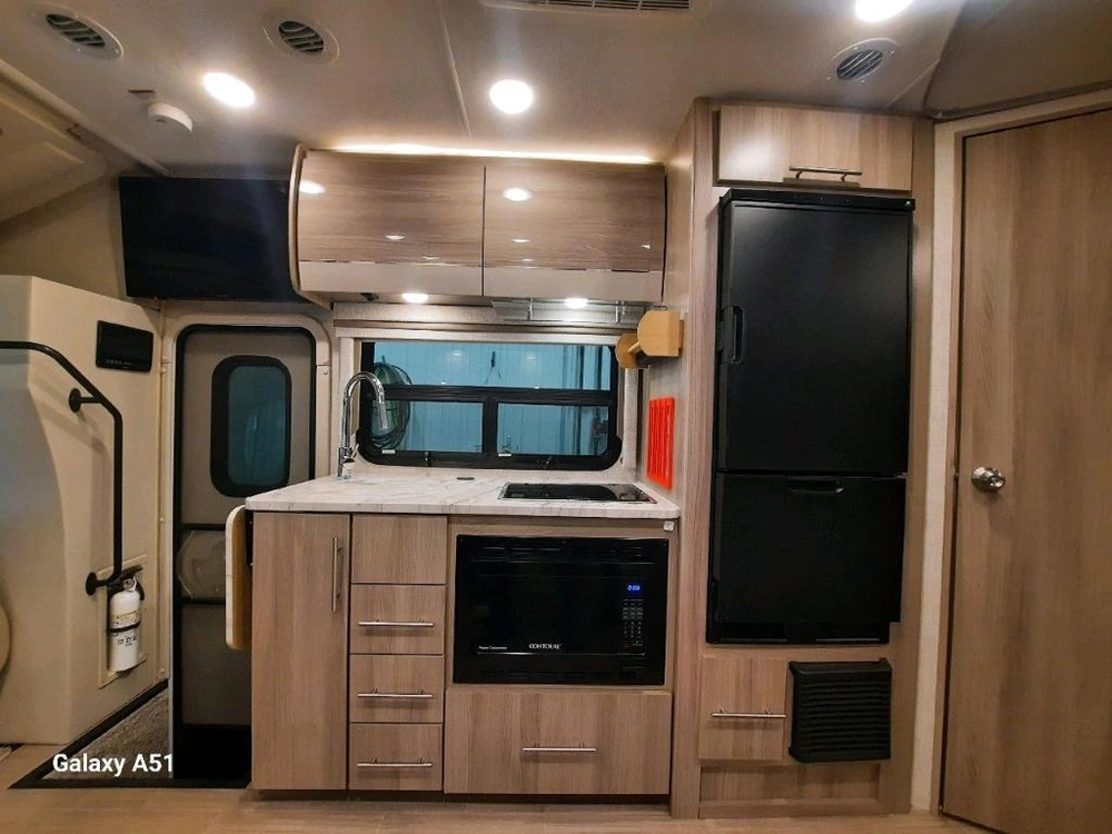 Thor Compass 23tw 2024 alt