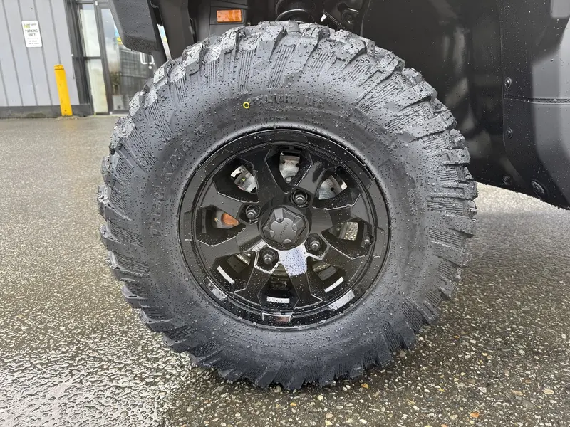 2026 Can-Am DEFENDER XT HD11 thumbnail 11