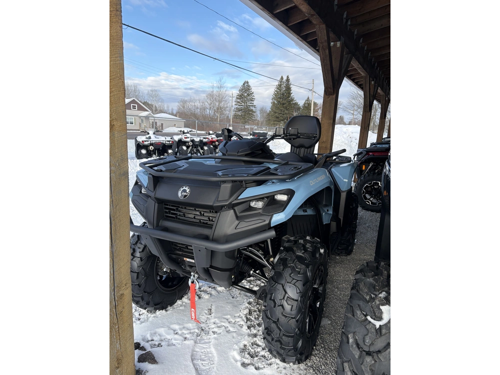2026 Can-am Out Max Xt 700 alt