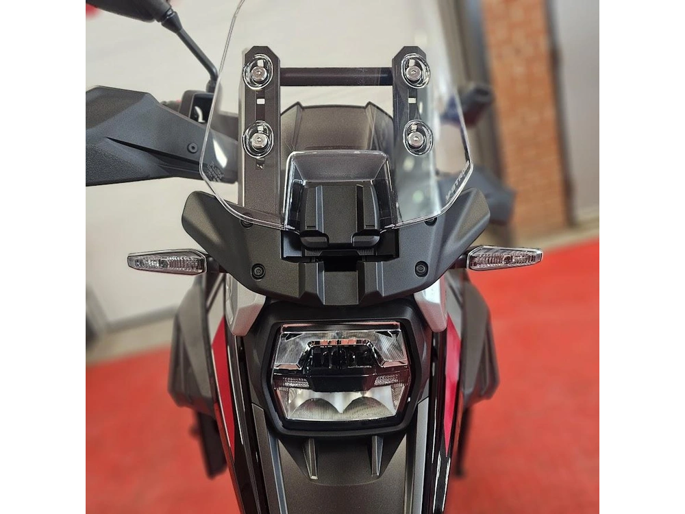 2026 Suzuki V-strom 1050de alt
