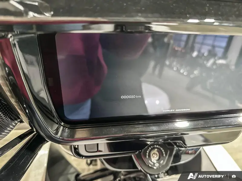 2026 Harley-Davidson Street Glide Limited thumbnail 14