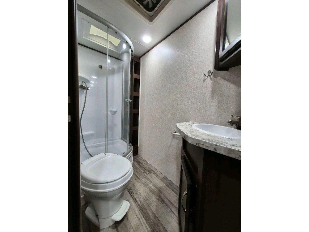 Jayco Jay Feather 23bhm 2019 alt