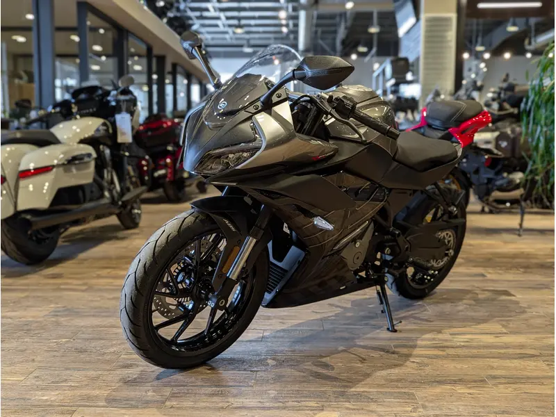 2026 CFMOTO 300SS // Nebula Black thumbnail 13