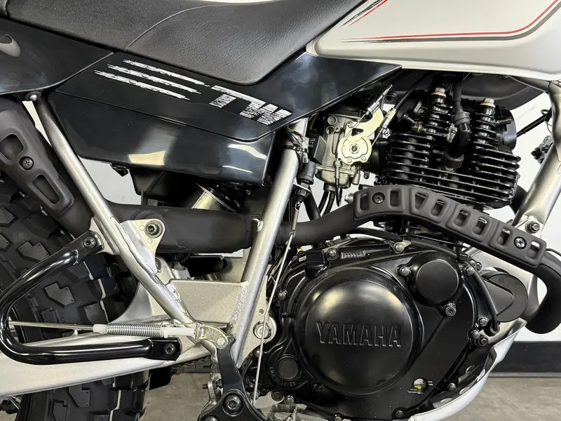 Yamaha TW200 *À partir de 3.99%💳 2026