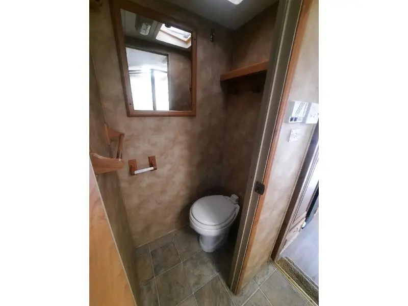 2007 Keystone RV Laredo 28RL thumbnail 18