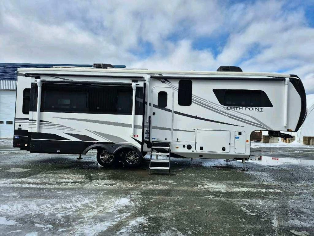Jayco North Point 310rlts 2025 alt