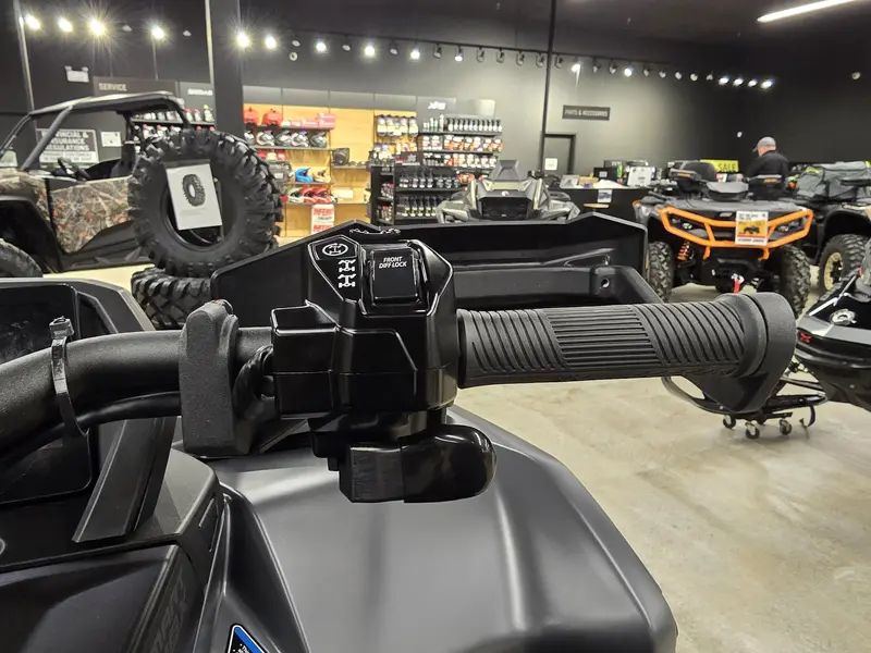 BRP Outlander XT-P 1000R with Smart-Shox & 10.25 in. infotainment 2026
