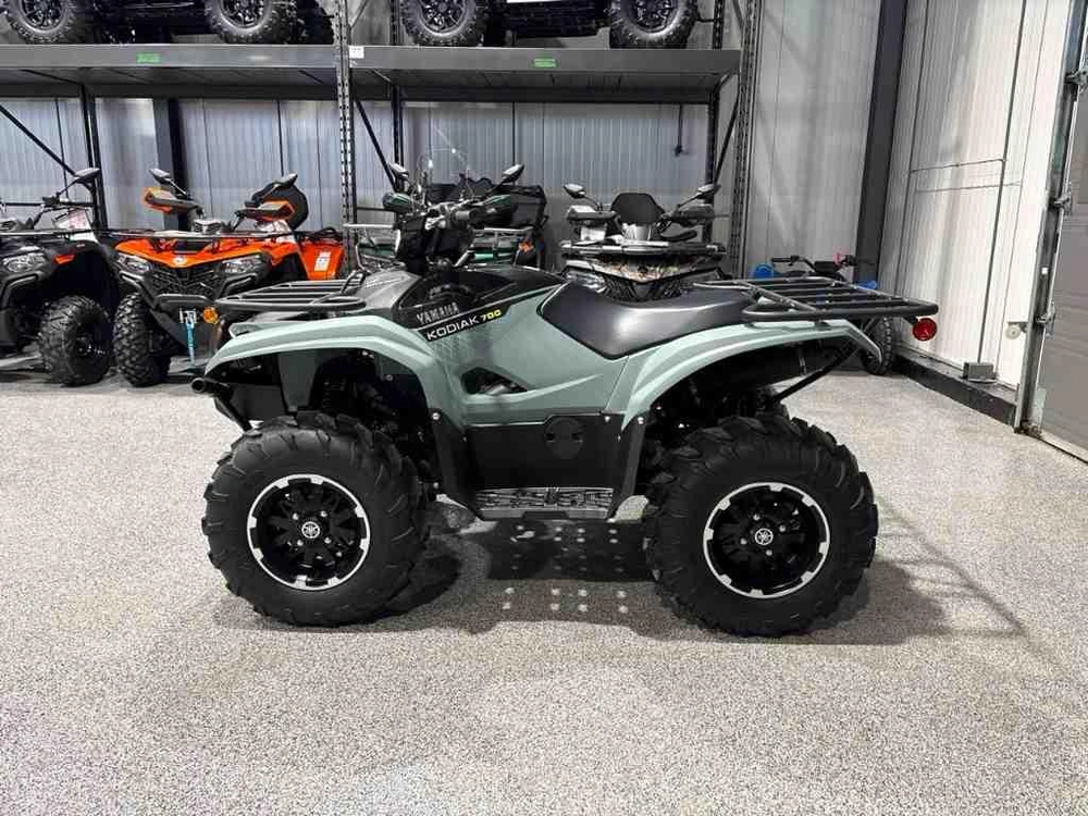 2026 Yamaha Kodiak 700 Dae Xt-r alt