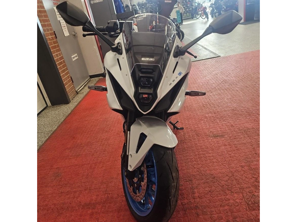 2026 Suzuki Gsx 8r alt