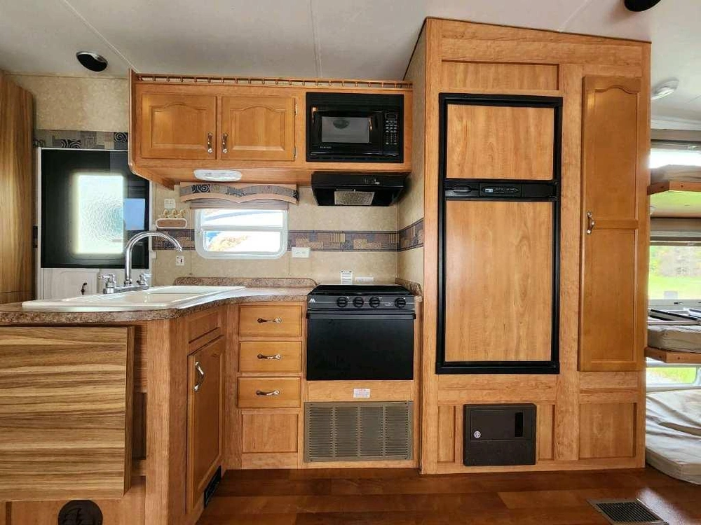 Gulf Stream Conquest 24ftbs 2010 alt