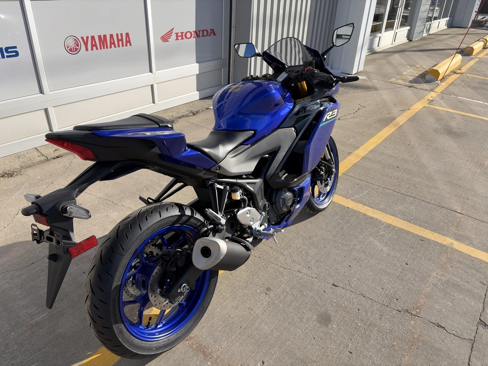Yamaha Yzf-r3 2026 alt