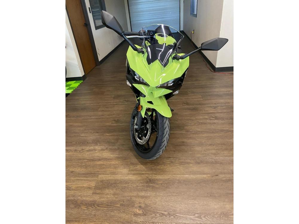 2026 Kawasaki Ninja® 500 Abs alt
