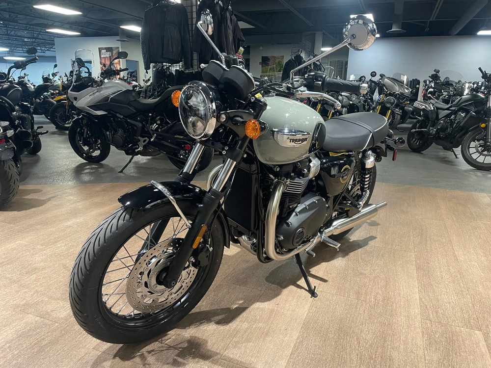 2026 Triumph Bonneville T100 - Stone Gray alt