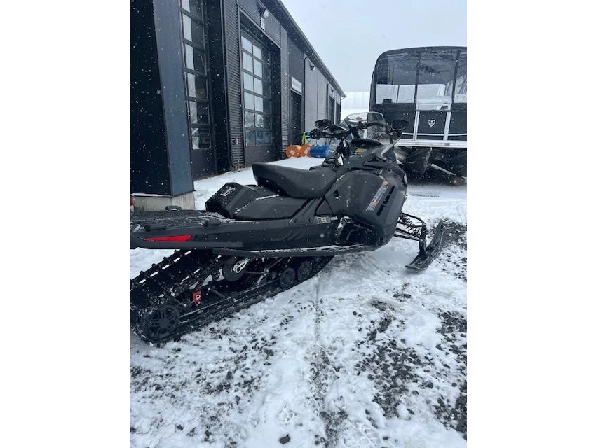 Ski-doo Renegade Turbo R 2026 alt