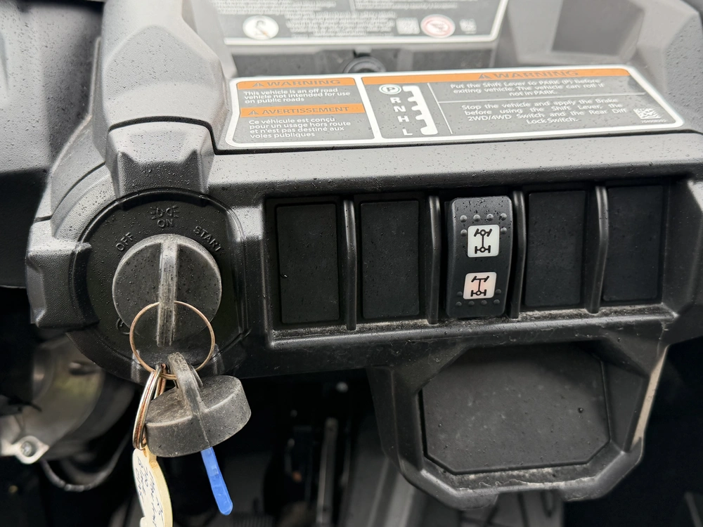 2025 Brp Maverick Trail Dps 700 alt