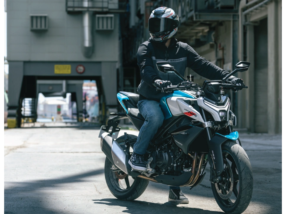 Cfmoto 450nk Rabais De 3,000$ Et Financement 60 Mois À 5.99% 2024 alt