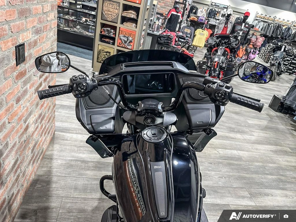 2026 Harley-davidson Road Glide alt