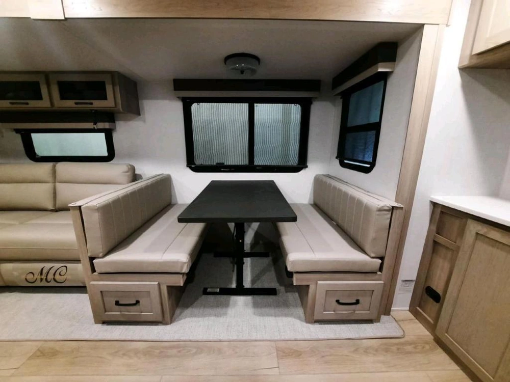 Flagstaff Superlite 26fkbs 2025 alt