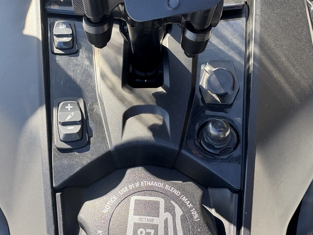 Ski-doo Grand Touring 900 Ace Limited Le 2026 alt