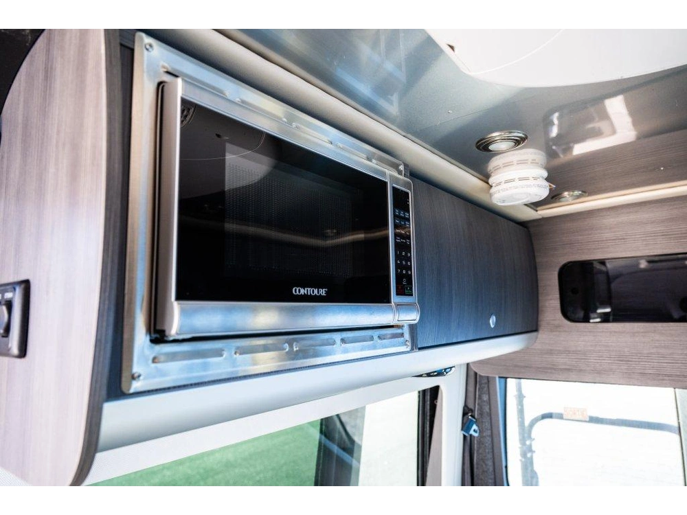 Airstream Enterstate 19 2020 alt