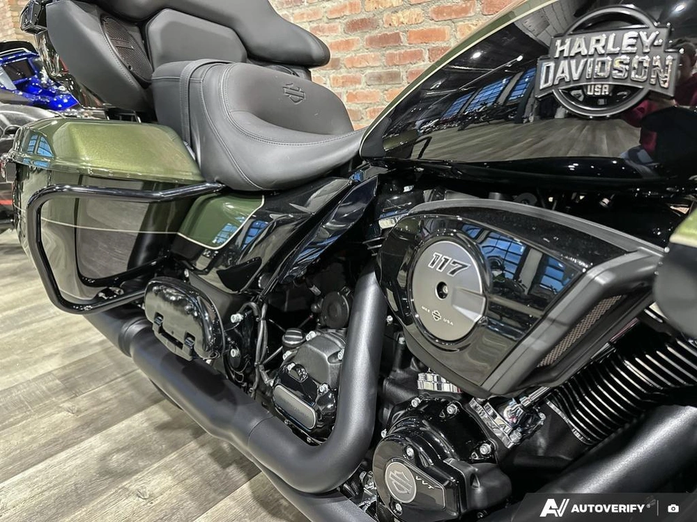 2026 Harley-davidson Street Glide Limited alt