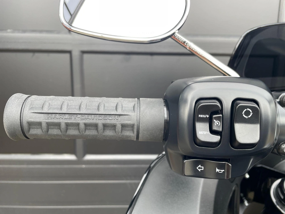 2026 Harley-davidson Fxlrst - Low Rider® St alt