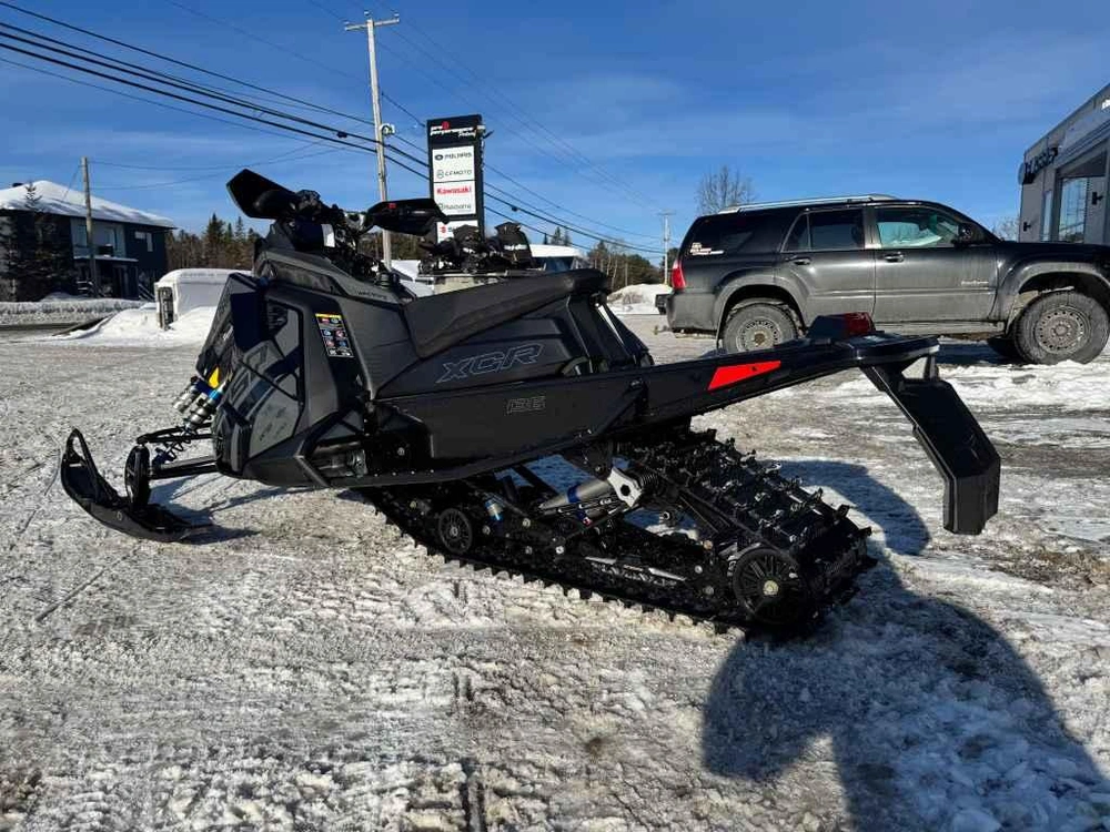 2025 Polaris 850 Indy Xcr 136 1.35 alt