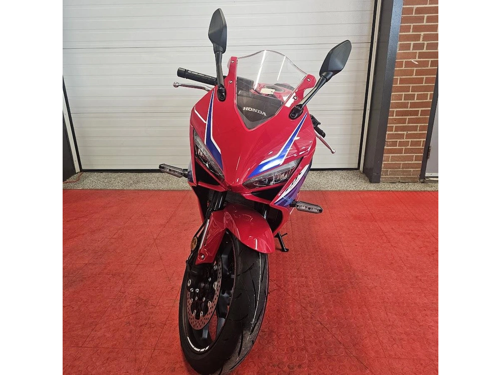 2026 Honda Cbr650ract alt