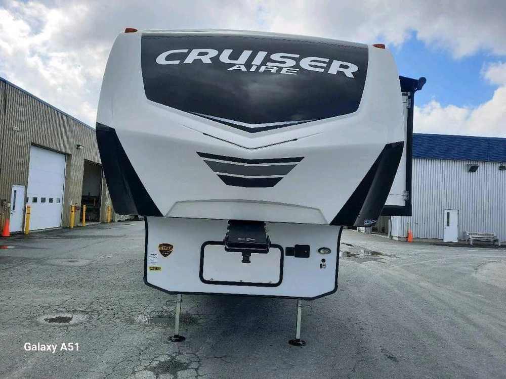 Crossroads Cruiser Aire 31si 2022 alt