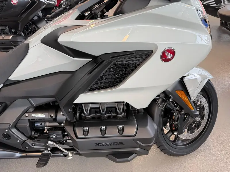 2026 Honda GoldWing 1800 DCT Tourer Gold Wing