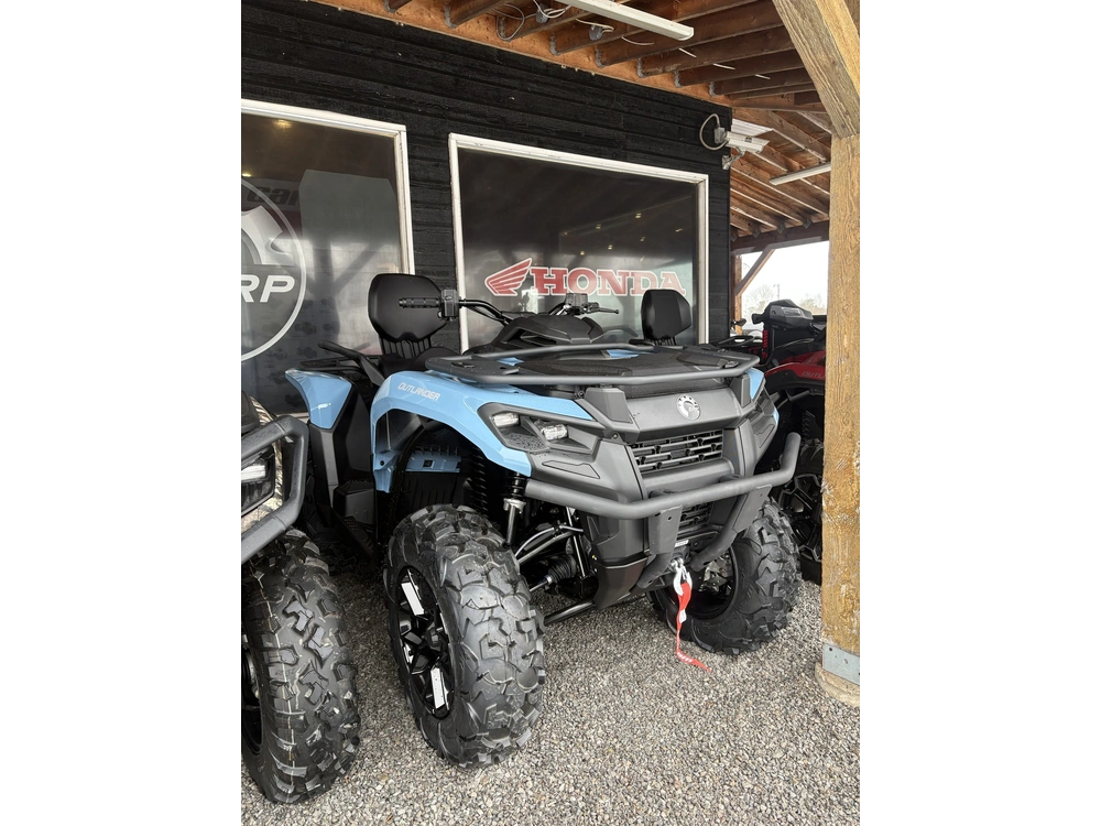 2026 Can-am Out Max Xt 700 alt