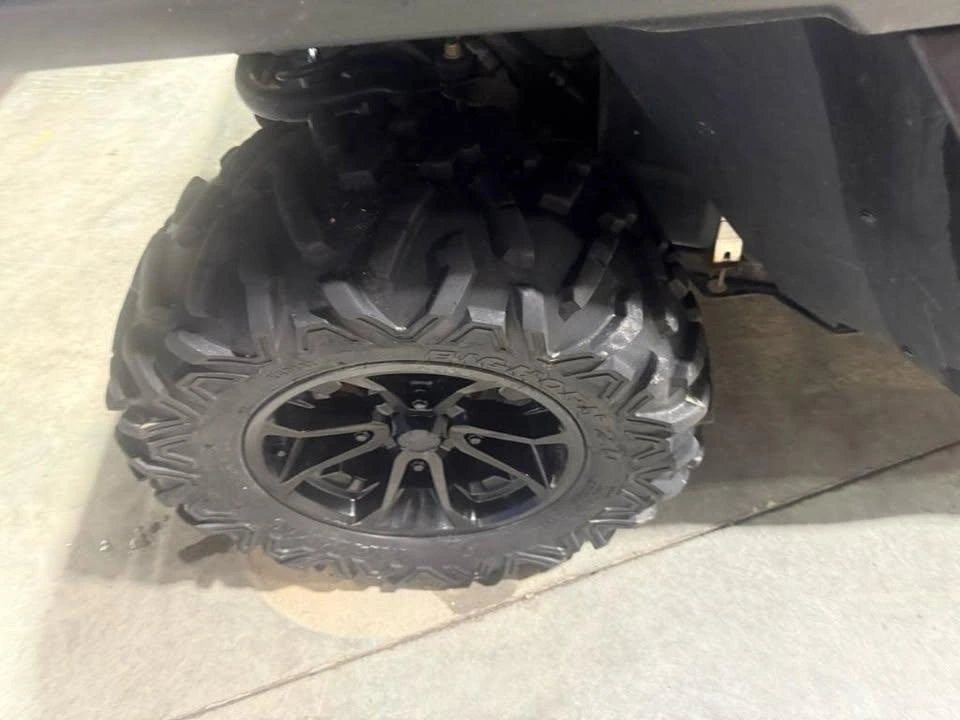 Can-am Defen Hd8 2016 alt