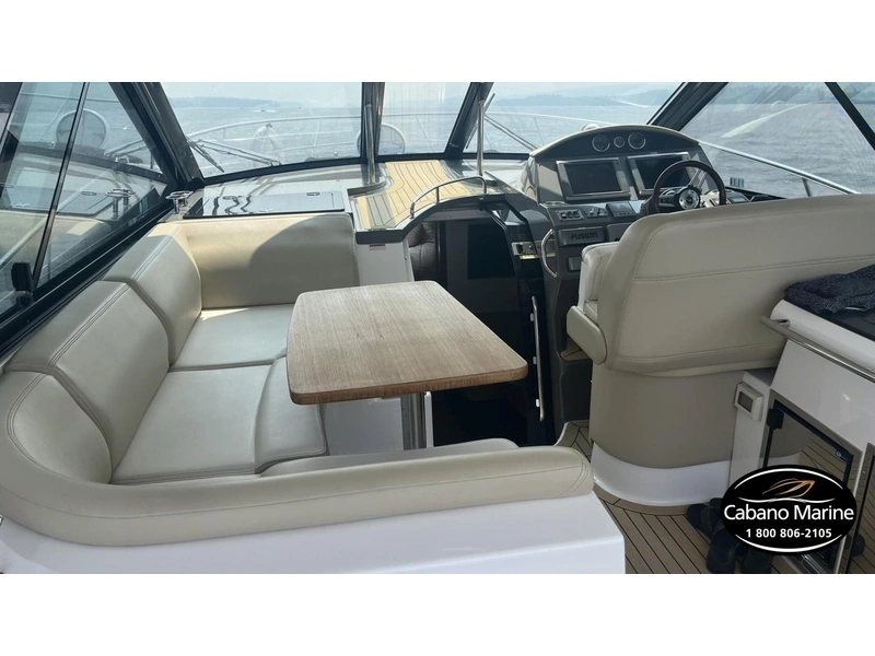 Regal 42 Sport Coupe 2012 alt