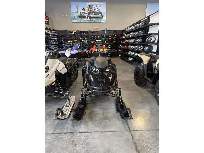 2026 Ski-Doo SUMMIT X w/ EXPERT Pkg 154 850 E-TEC Turbo R PowderMax X-Light 3.0" SHOT w/ 10.25" Touchscreen