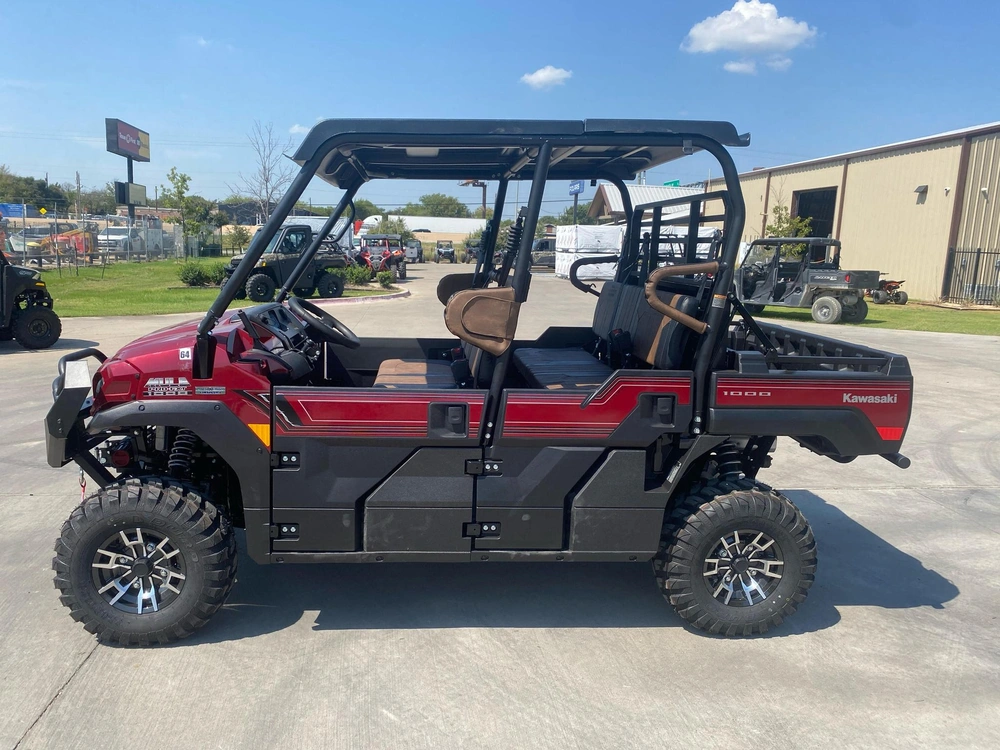 2026 Kawasaki Mule™ Pro-fxt™ 1000 Platinum Ranch Edition Platinum Ranch Edition alt