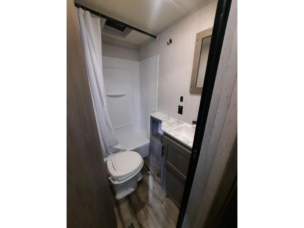 Dutchmen Coleman Lantern 274bh 2021 alt