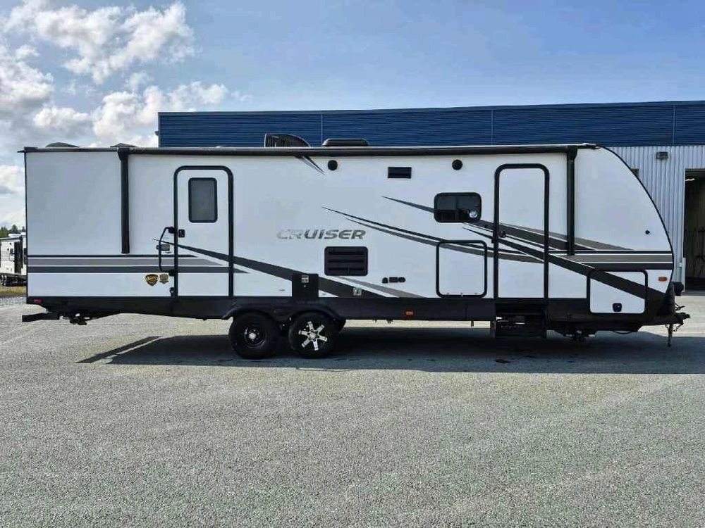 Crossroads Cruiser Aire 28bbh 2022 alt