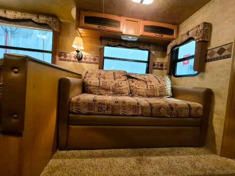 2010 Keystone RV Laredo 29BHS thumbnail 15