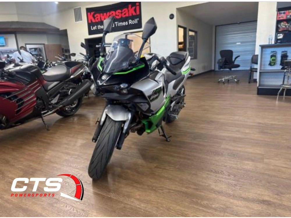 2024 Kawasaki Ninja® 7 Hybrid Abs Hybrid Abs alt