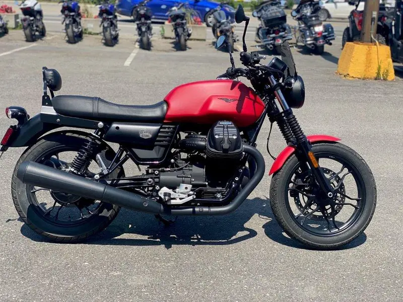 2019 Moto Guzzi V7 III STONE